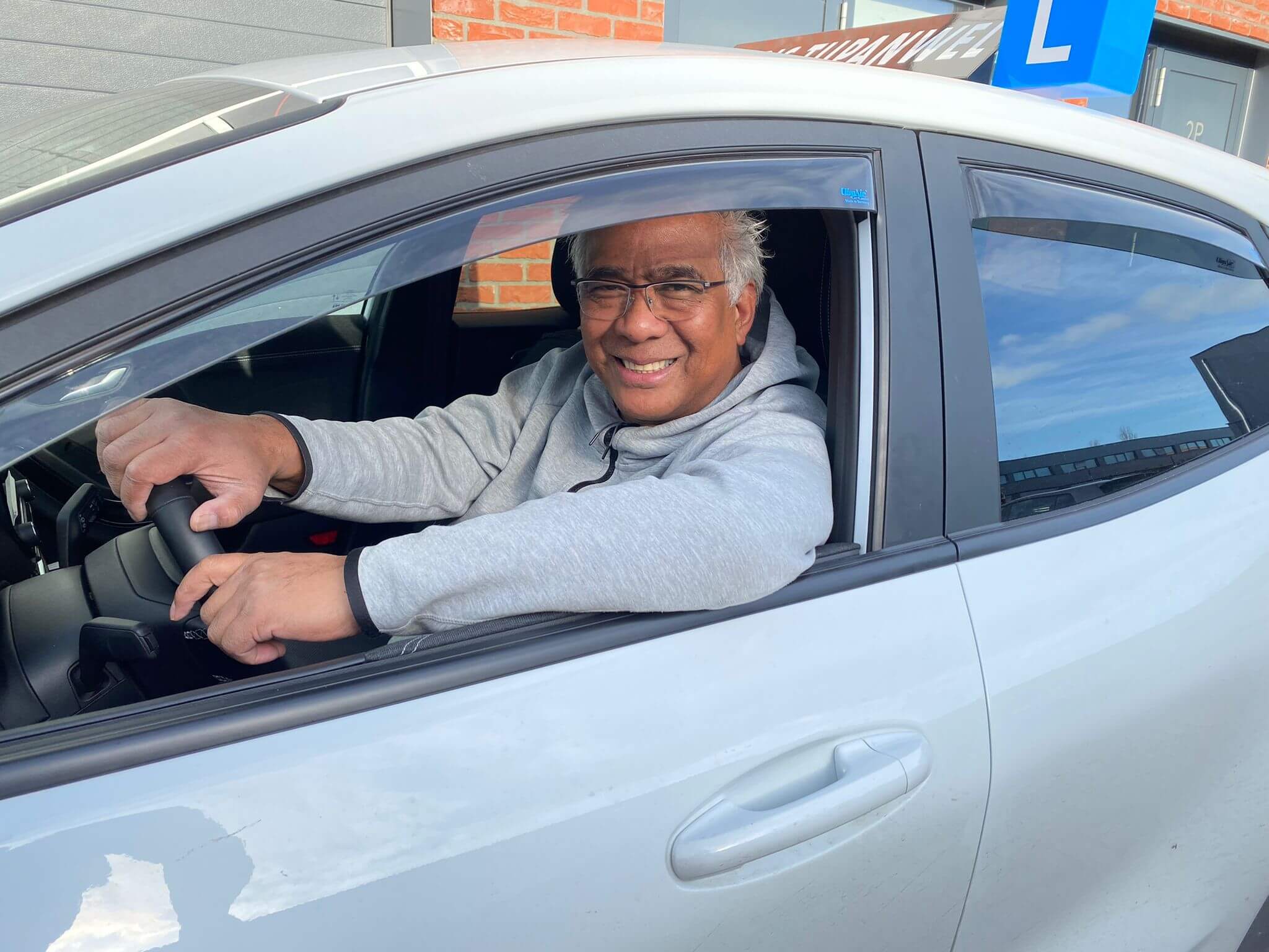 Auto-motorrijschool Chris Tupanwel logo