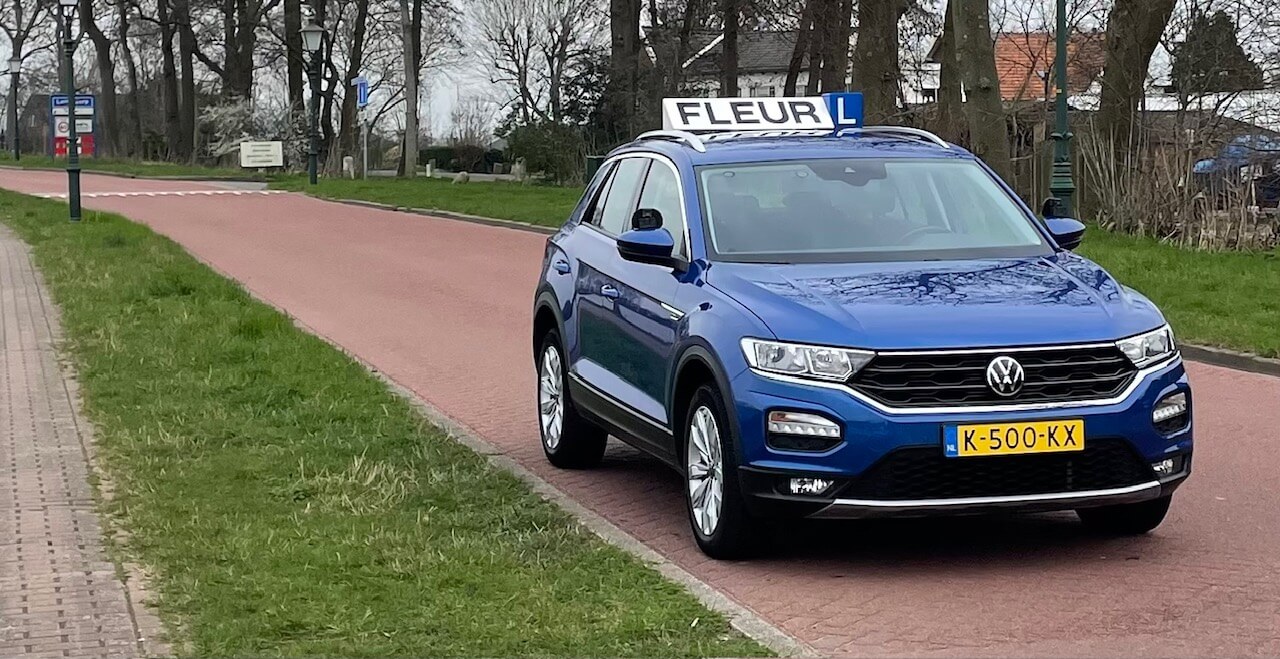 Autorijschool Fleur logo