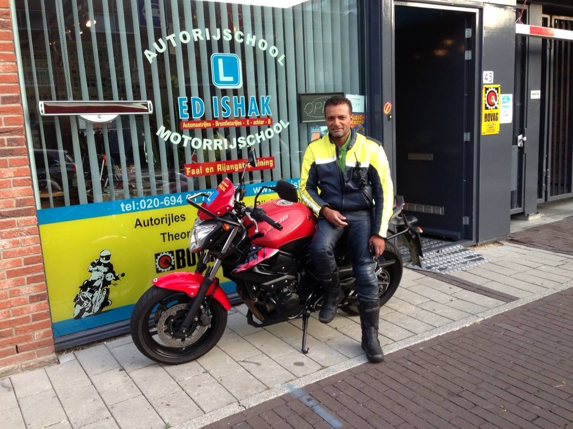 Autorijschool Ishak logo