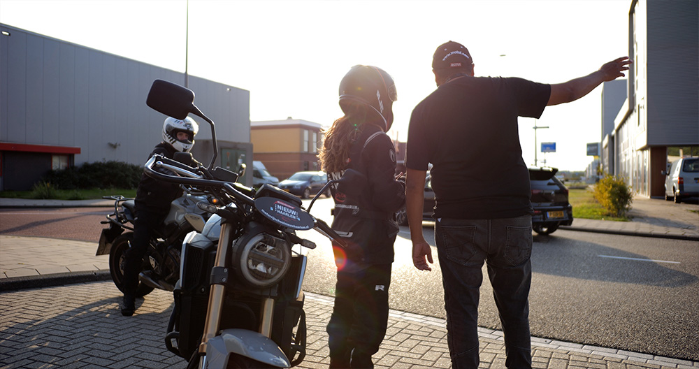 Motorrijschool Nieuw Haarlem logo